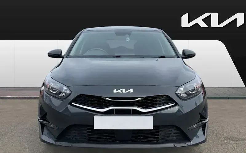 Used Kia Ceed 160 HP (117 kW) 2023 Grey Hatchback