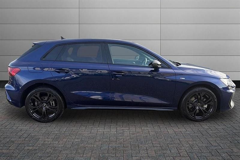 New Audi A3 e-tron Black Edition 204 HP (150 kW) 2025 Navarra blue Hatchback