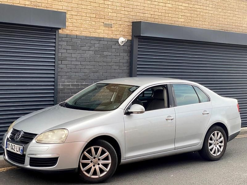 Silver Used 2006 VW Jetta S Sedan | £3,695 - Image 1/4