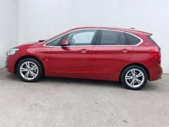 Used BMW 225 Luxury Line 224 HP (164 kW) 2018 Red Hatchback