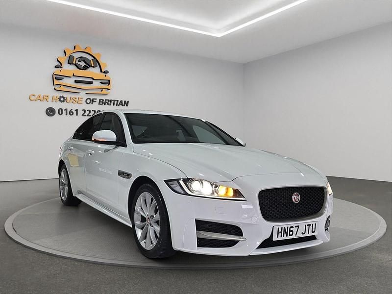 Used Jaguar XF R-Sport 180 HP (132 kW) 2018 White Sedan