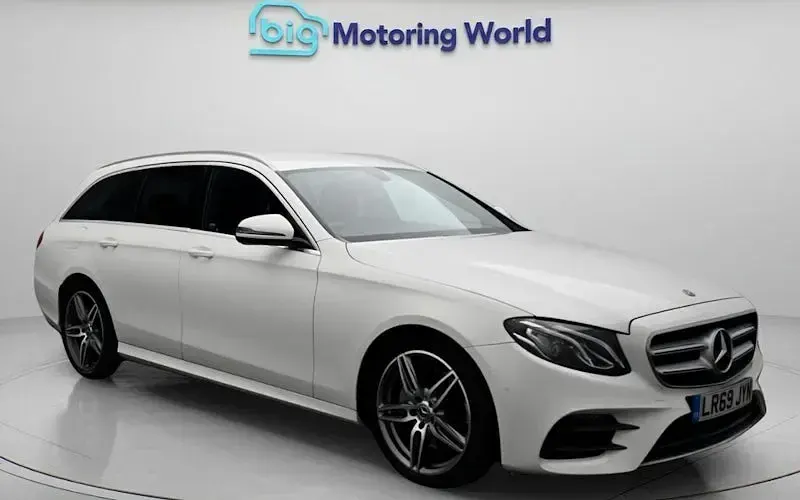Used Mercedes E220 AMG line 194 HP (142 kW) 2019 Estate