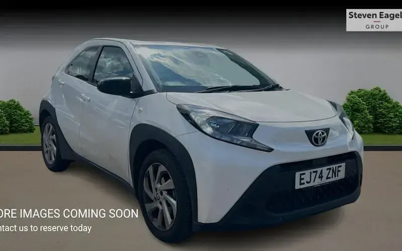 Usado Toyota Aygo X PURE 72 HP (52 kW) 2025 SUV
