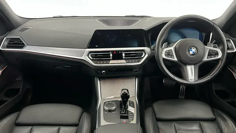 Used BMW 320 M Sport 181 HP (133 kW) 2022 White Sedan