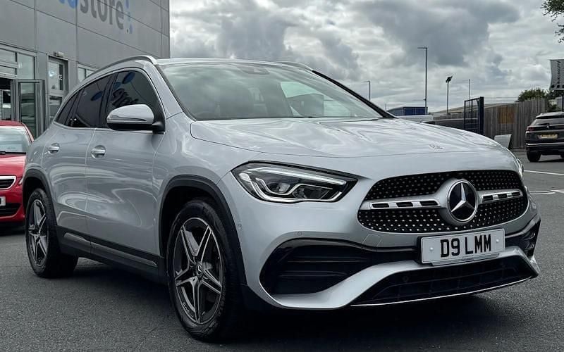 Silver Used 2021 Mercedes GLA200 Executive SUV | £26,413 (Fair price) - Image 1/4
