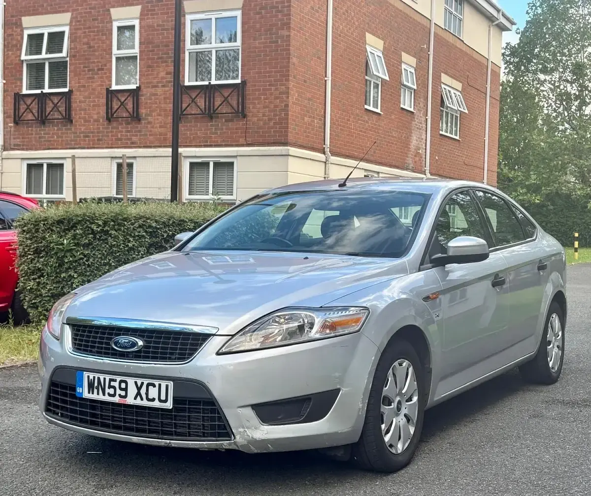 Used Ford Mondeo 130 HP (95 kW) 2009 Silver Hatchback