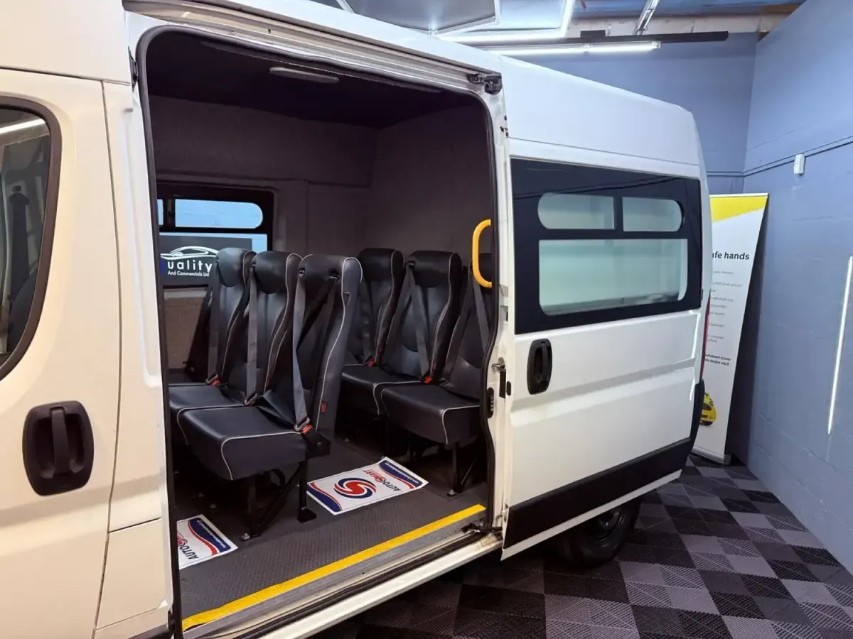 Usado Citroën Relay 130 HP (95 kW) 2025 Branco Van