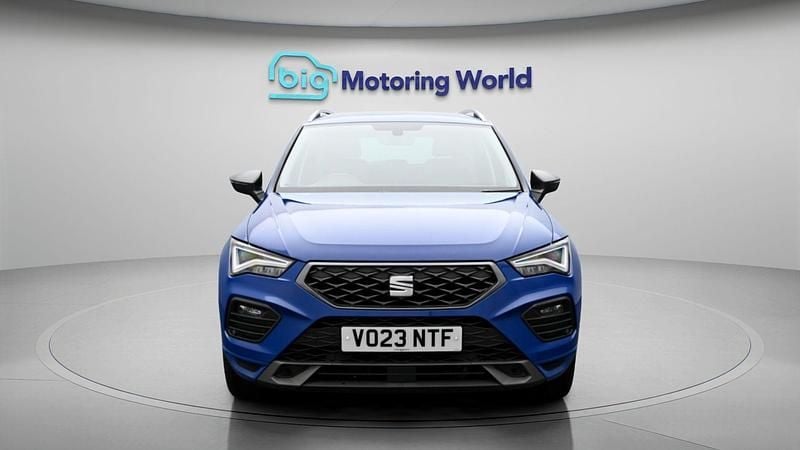Begagnad Seat Ateca FR 148 HK (108 kW) 2023 Blå SUV