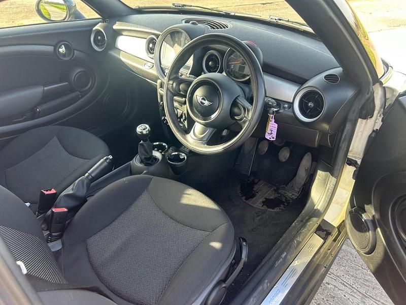 Usado Mini Cooper Coupé 2015 Blanco Coupe