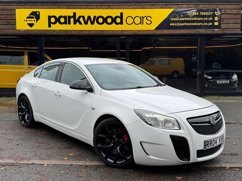 Used Vauxhall Insignia 321 HP (236 kW) 2010 White Sedan