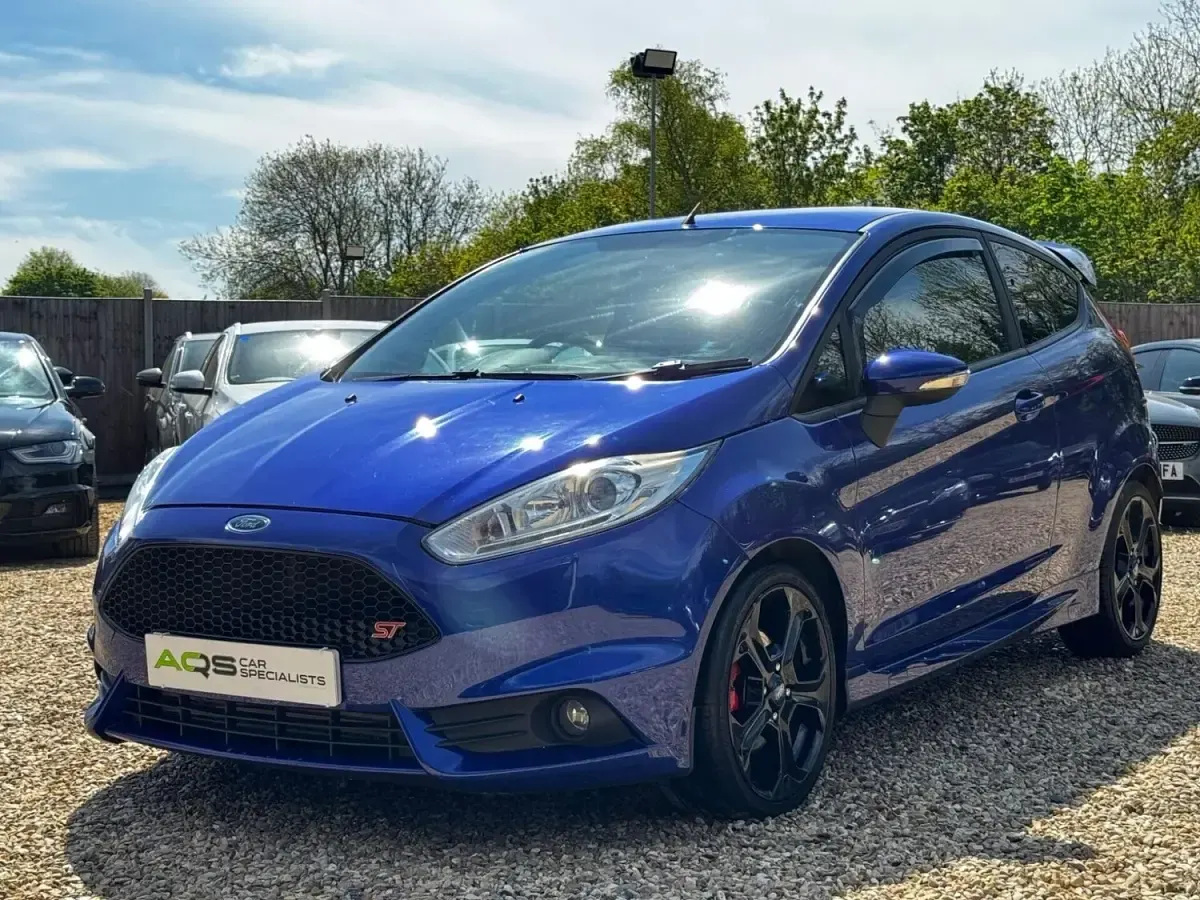 Used Ford Fiesta ST 2015 Blue Hatchback