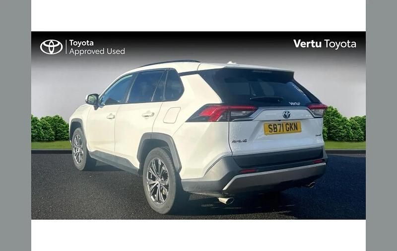 Used Toyota RAV4 Hybrid Design 214 HP (157 kW) 2022 White SUV