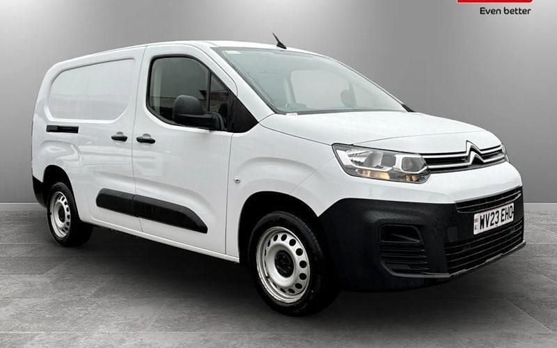 Used Citroën Berlingo 102 HP (75 kW) 2023 MPV