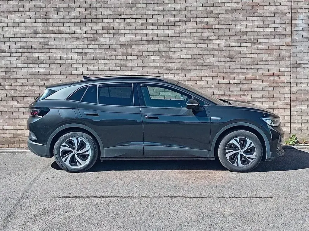 Second-hand VW ID.4 Pure 125 kW (170 CP) 2023 Gri SUV