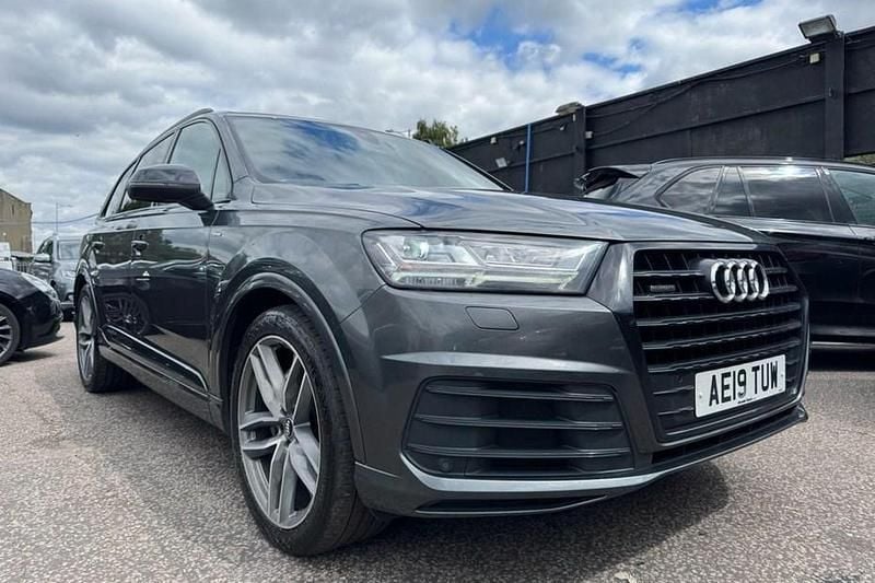 Grey Used 2019 Audi Q7 Black Edition SUV | £26,899 (Fair price) - Image 1/1