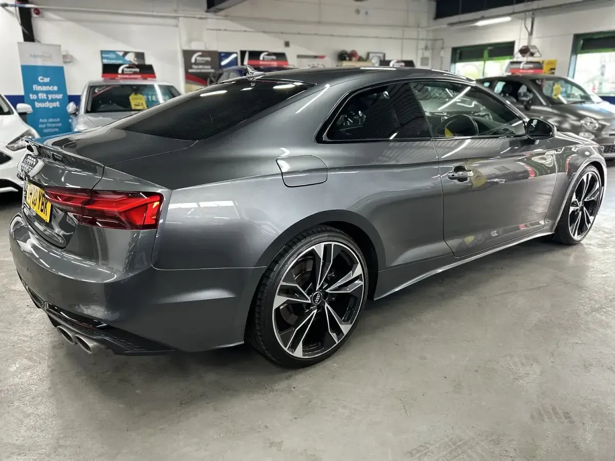 Used Audi S5 Comfort 347 HP (255 kW) 2020 Grey Coupe