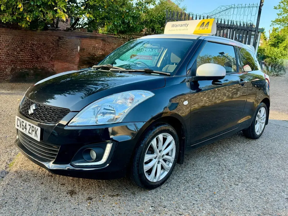 Used Suzuki Swift SZ-L 2015 Black/white Hatchback