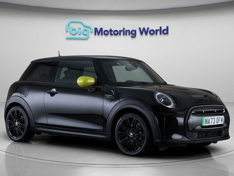 Black Used 2023 Mini Cooper S Hatch Hatchback | £19,500 (A bit pricey) - Image 1/4