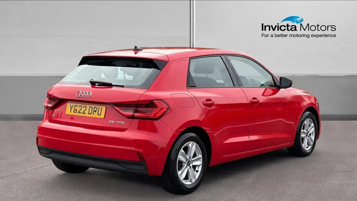 Usado Audi A1 Design 95 CV (69 kW) 2022 Rojo SUV