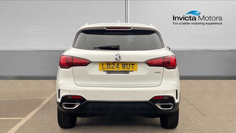Used MG HS Trophy 162 HP (119 kW) 2024 White SUV