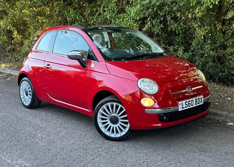 Red Used 2010 Fiat 500 Lounge Cabriolet | £2,895 (Fair price) - Image 1/4