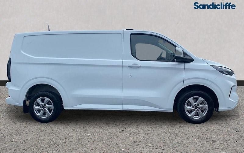 Used Ford Transit Custom Limited 136 HP (100 kW) 2025 Frozen white Van