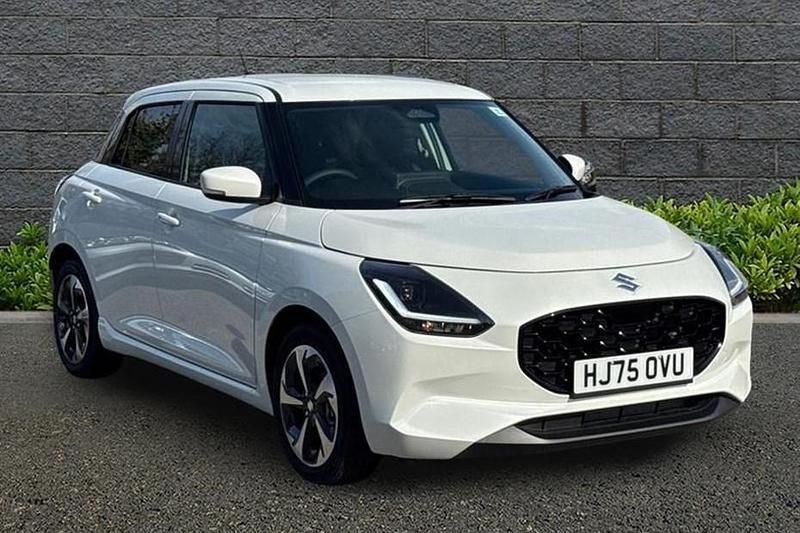 Used Suzuki Swift 82 HP (60 kW) 2025 White Hatchback