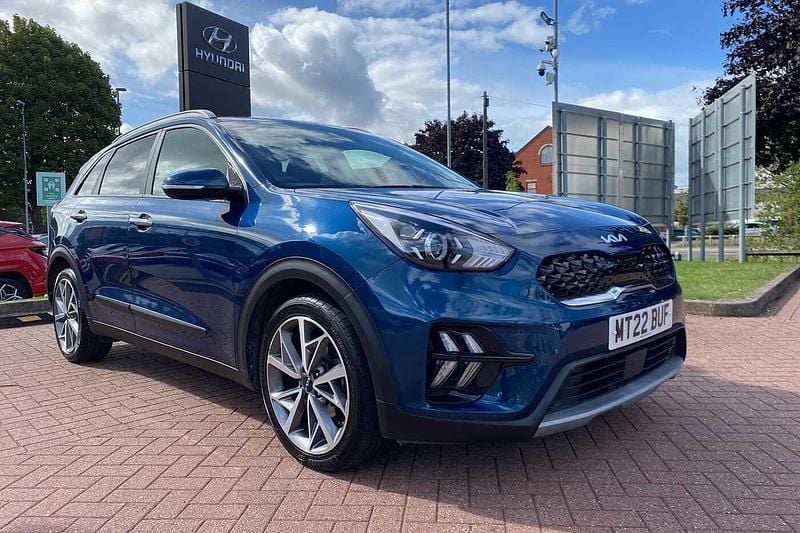 Blue Used 2022 Kia Niro 3 SUV | £17,800 (Good price) - Image 1/4