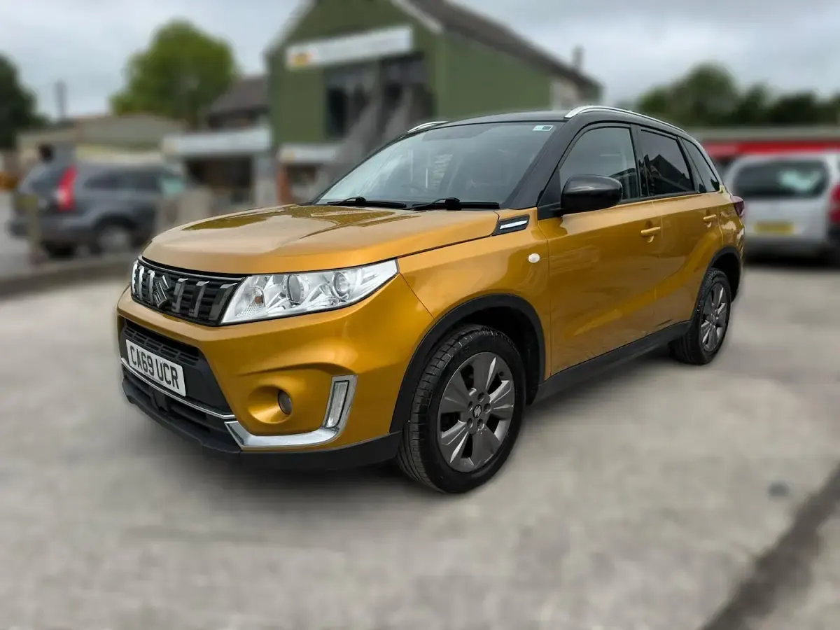 Used Suzuki Vitara SZ-T 140 HP (102 kW) 2019 Yellow SUV