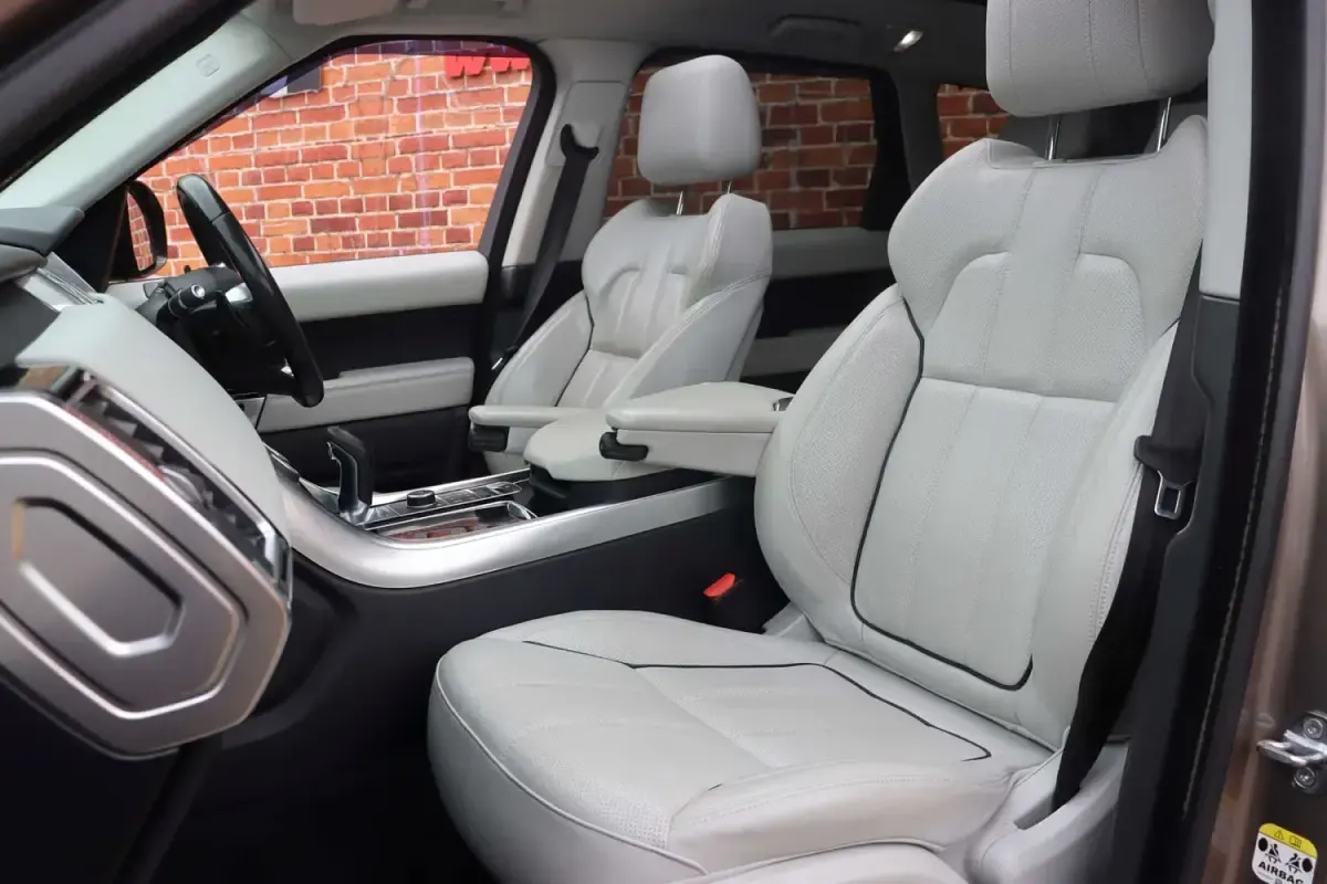 Używany Land Rover Range Rover HSE Dynamic 306 KM (225 kW) 2016 Brązowy SUV