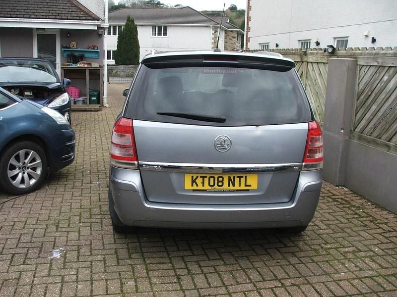 Used Vauxhall Zafira SRi 120 HP (88 kW) 2008 Silver MPV