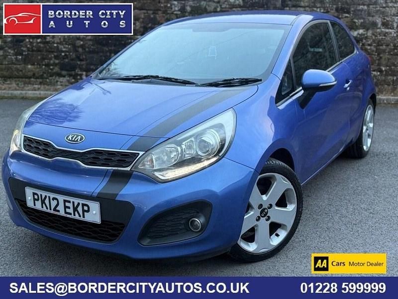 Used Kia Rio 107 HP (78 kW) 2012 Blue Hatchback