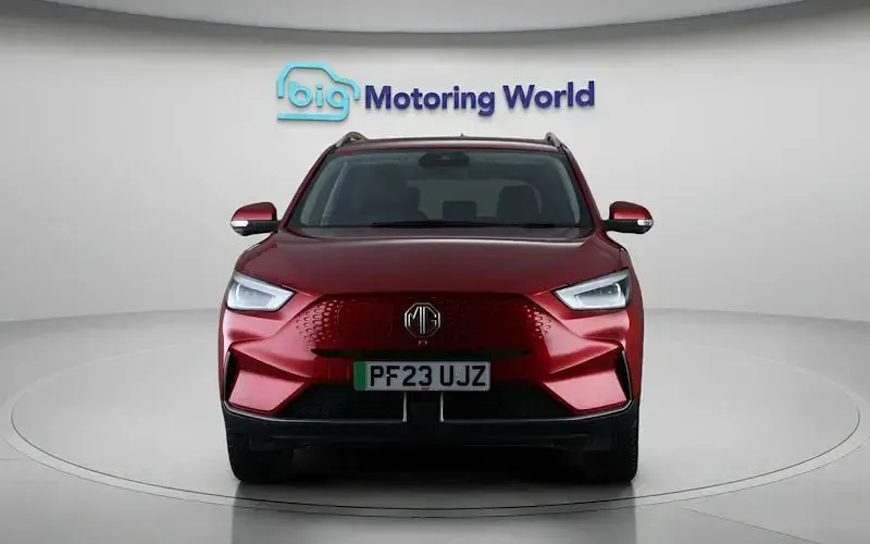 Usado MG ZS Trophy 114 kW (156 HP) 2023 Vermelho SUV