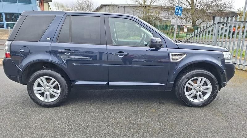 Used Land Rover Freelander 2 2014 Blue SUV