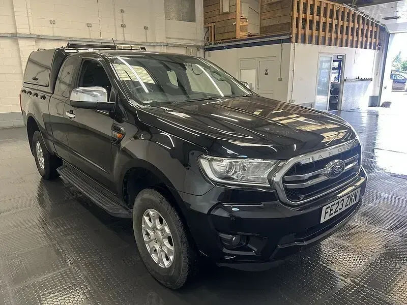 Used Ford Ranger XLT 170 HP (125 kW) 2023 Black Pickup