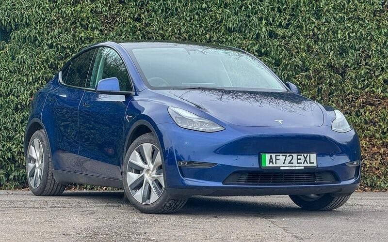 Used Tesla Model Y Long Range AWD 286 kW (389 HP) 2025 SUV
