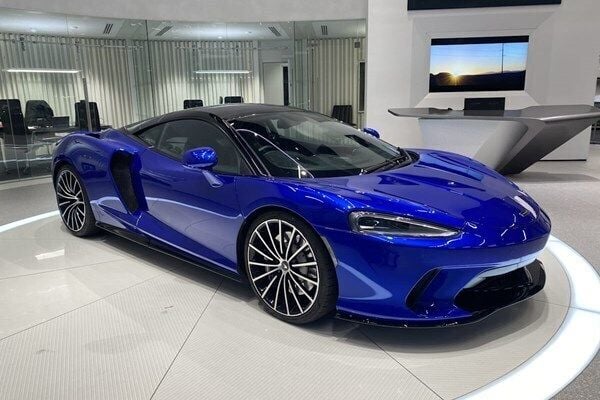 Used McLaren 570GT 562 HP (413 kW) 2017 Silver Coupe