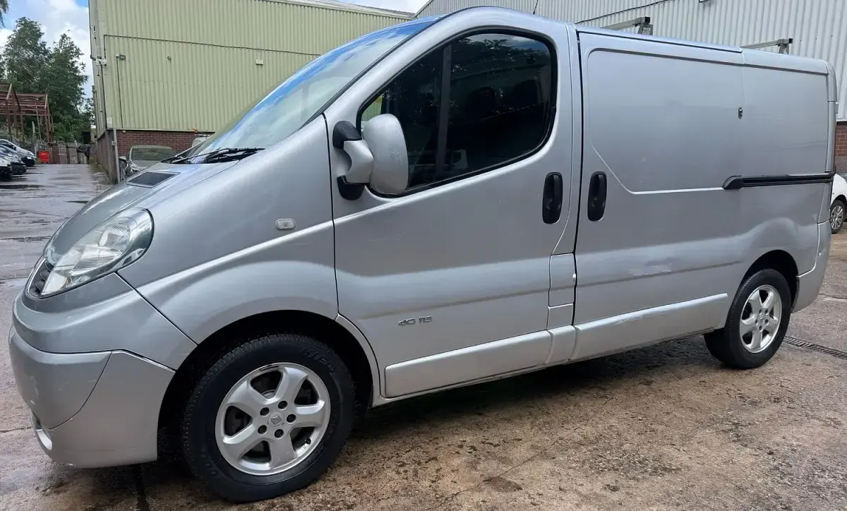 Used Renault Trafic 115 HP (84 kW) 2014 Silver MPV
