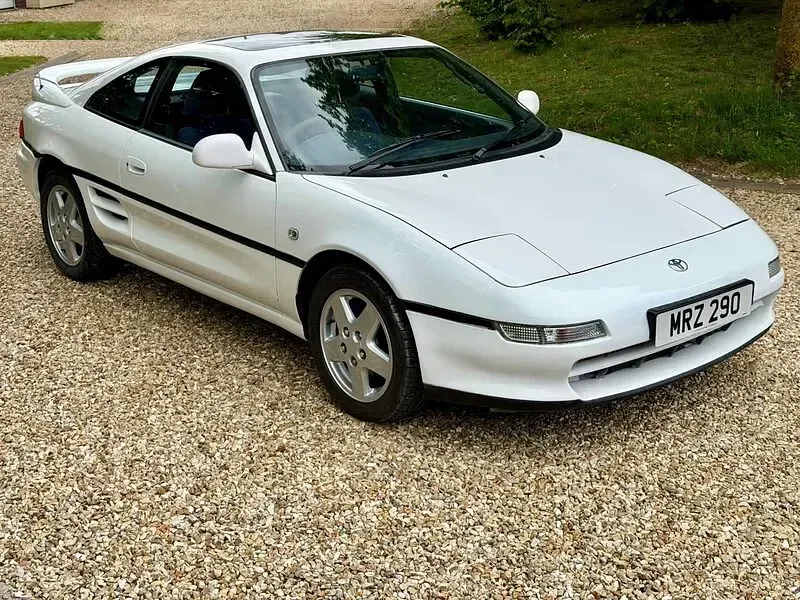 Used Toyota MR2 156 HP (114 kW) 1990 White Cabriolet