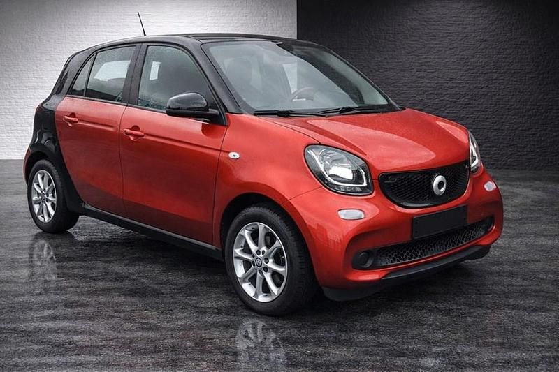 Used Smart ForFour Passion 2016 Red Hatchback
