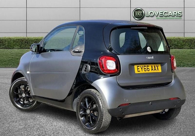 Used Smart ForTwo Coupé Passion 71 HP (52 kW) 2016 Grey Coupe