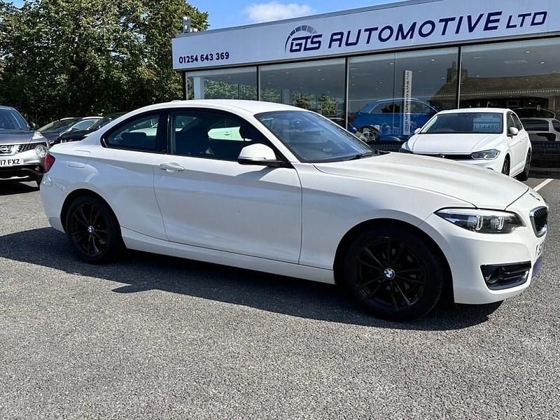 White Used 2018 BMW 218 Sport Line Coupe | £10,980 (Good price) - Image 1/4