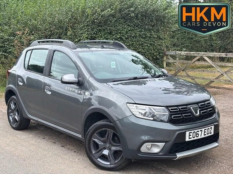 Grey Used 2017 Dacia Sandero Stepway Hatchback | £4,999 (Fair price) - Image 1/4