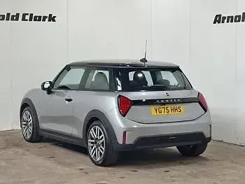 Used Mini Cooper Classic 114 kW (156 HP) 2025 Silver Hatchback