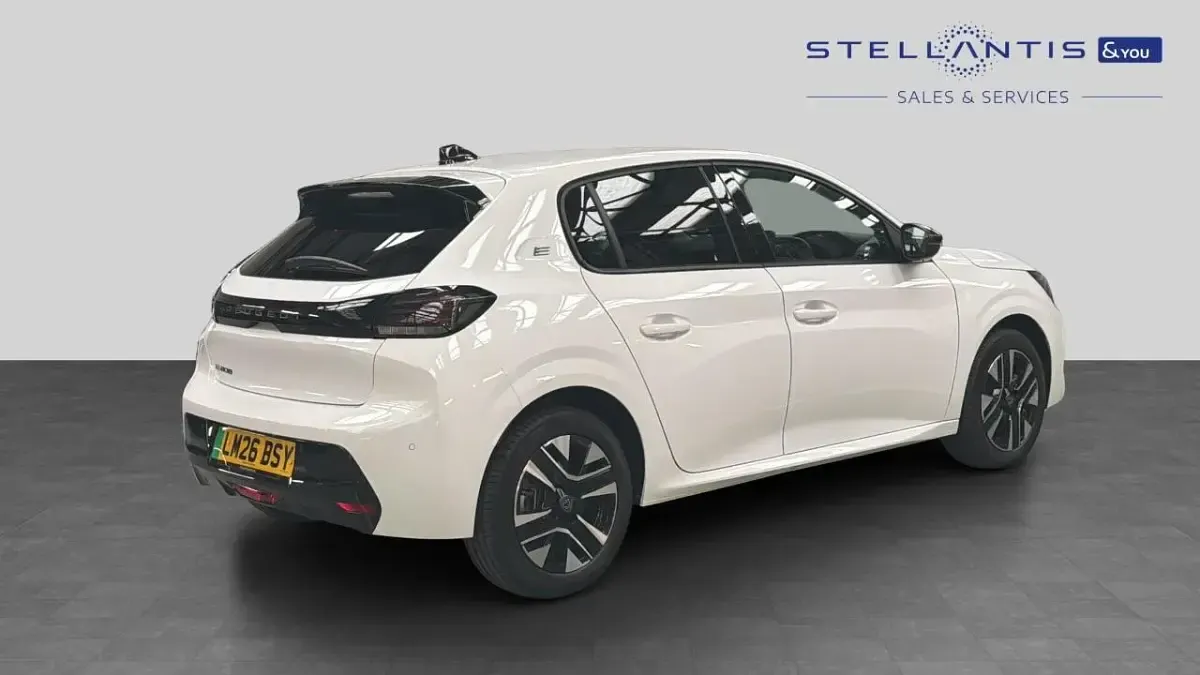 New Peugeot e-208 Allure 98 kW (134 HP) 2026 White Hatchback