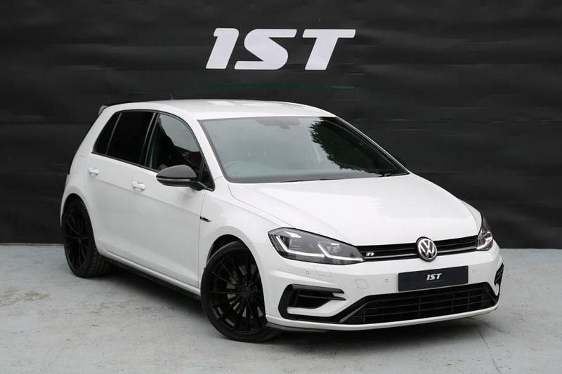 Used VW Golf VII R 2017 White Hatchback