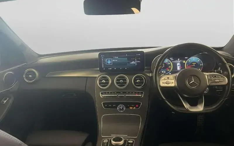 Second-hand Mercedes C220 AMG line 194 CP (142 kW) 2020 Gri Break