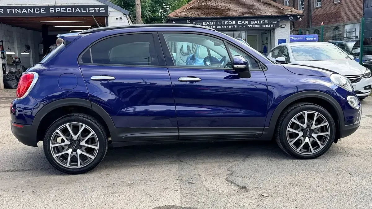 Used Fiat 500X Cross Plus 120 HP (88 kW) 2016 Blue SUV