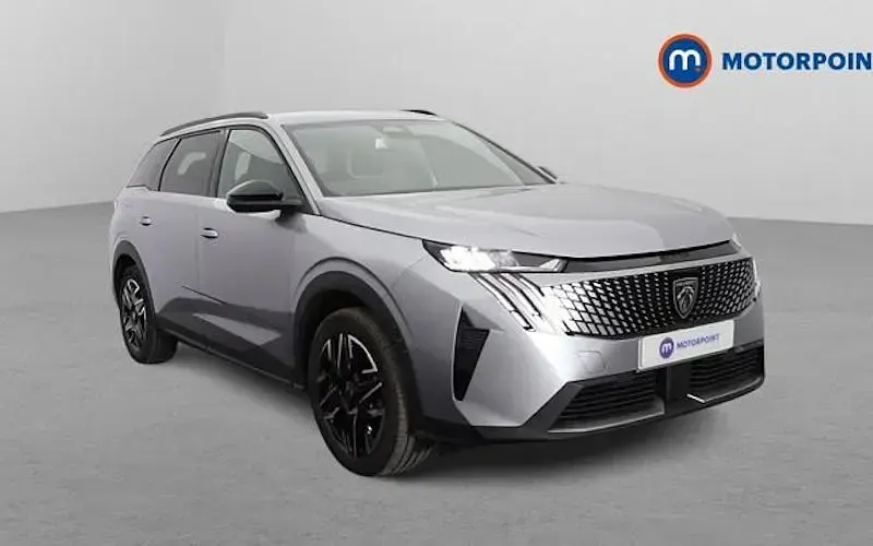 Gebraucht Peugeot 5008 Allure 136 PS (100 kW) 2025 SUV