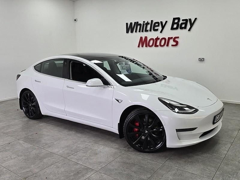 White Used 2019 Tesla Model 3 Performance Sedan | £17,490 (Fair price) - Image 1/4